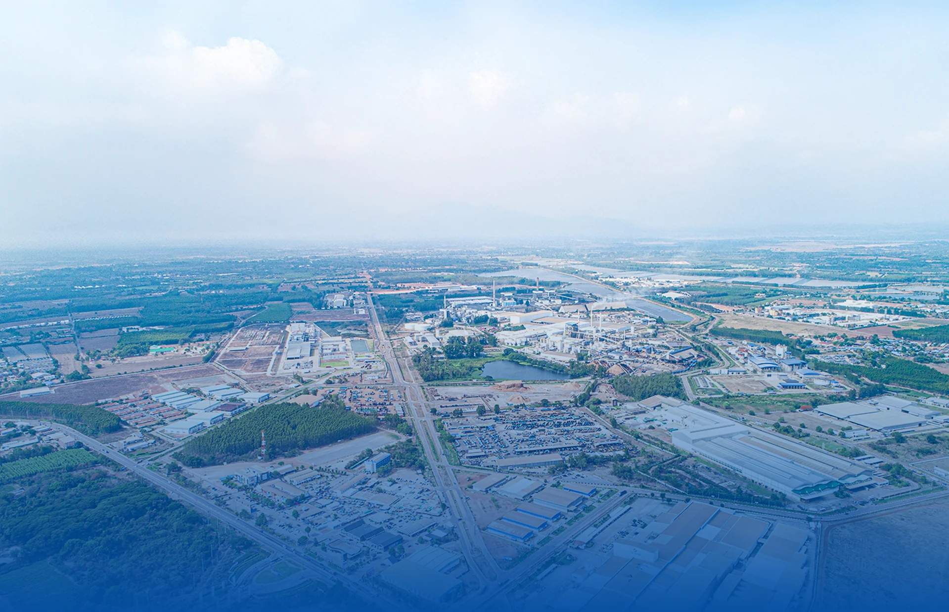 Page-banner image: 私たちを選ぶ理由