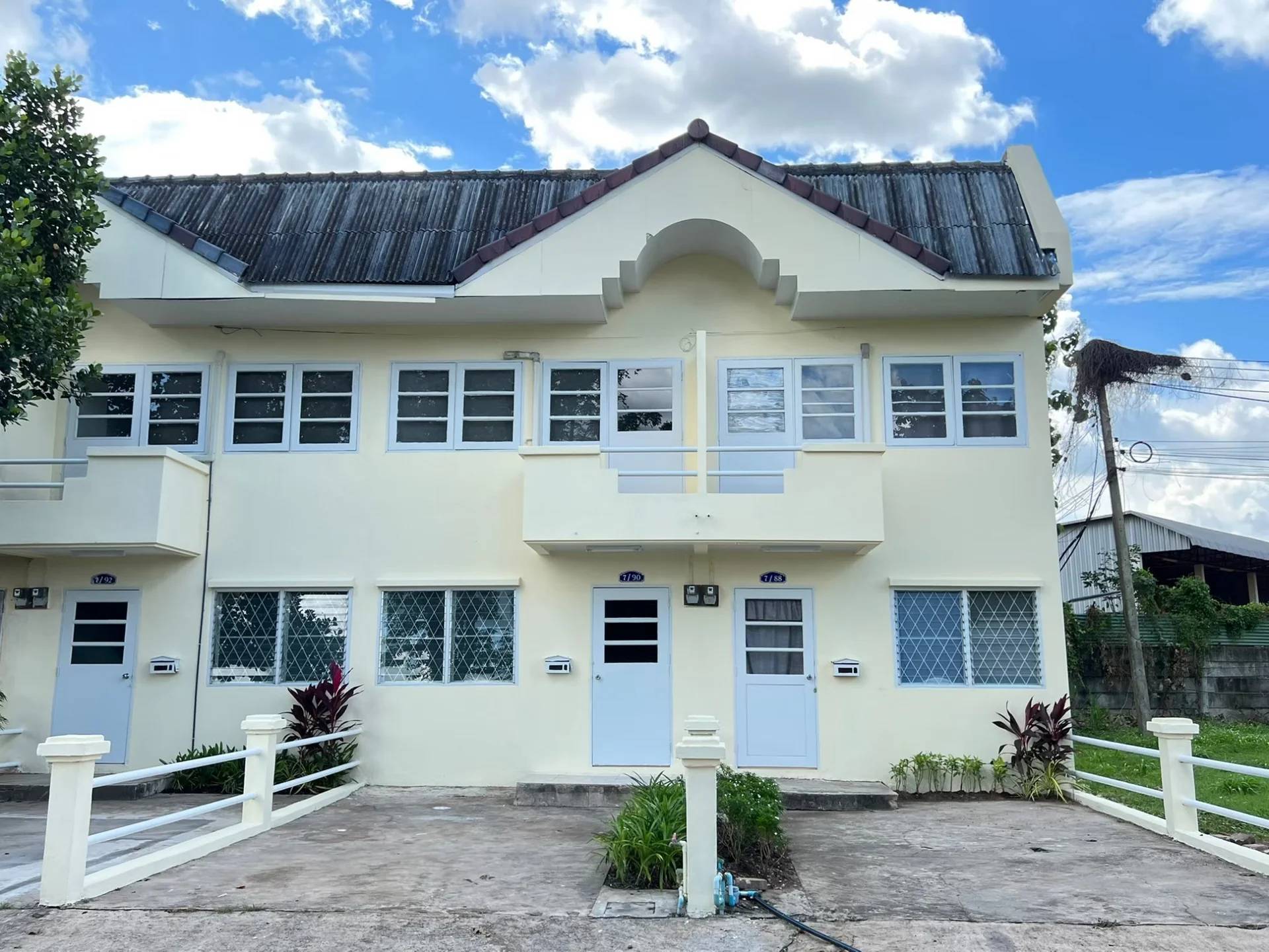 ทาวน์เฮาส์